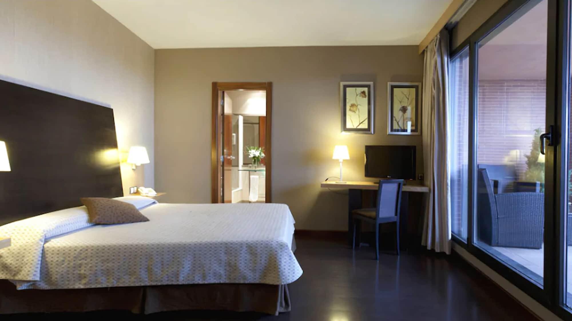 Rice Bulevar Hotel 3*