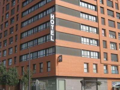 Bulevar 3*