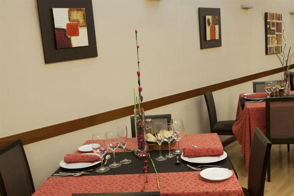 Bulevar Hotel 3*